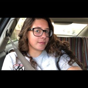 Meet your Posher, Allyson